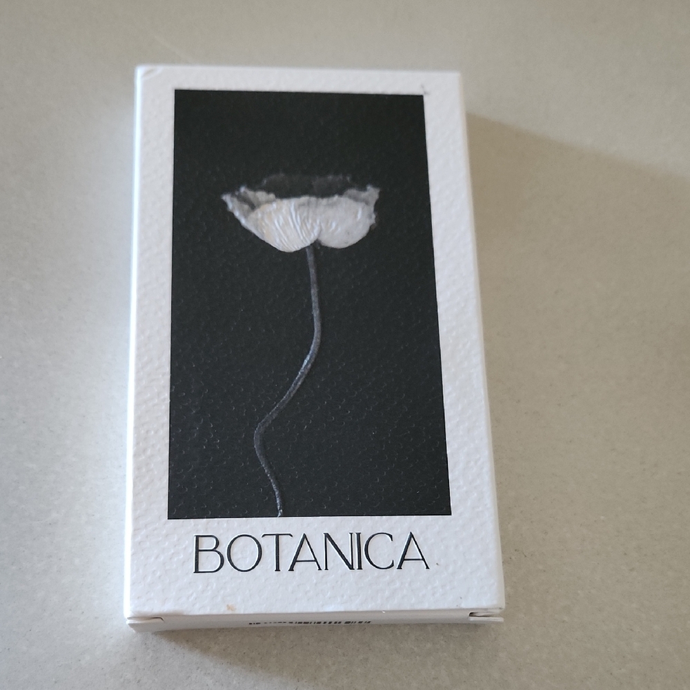 Botanica White Home Office Planner